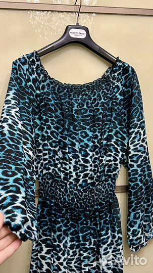 Платье нарядное 48 50