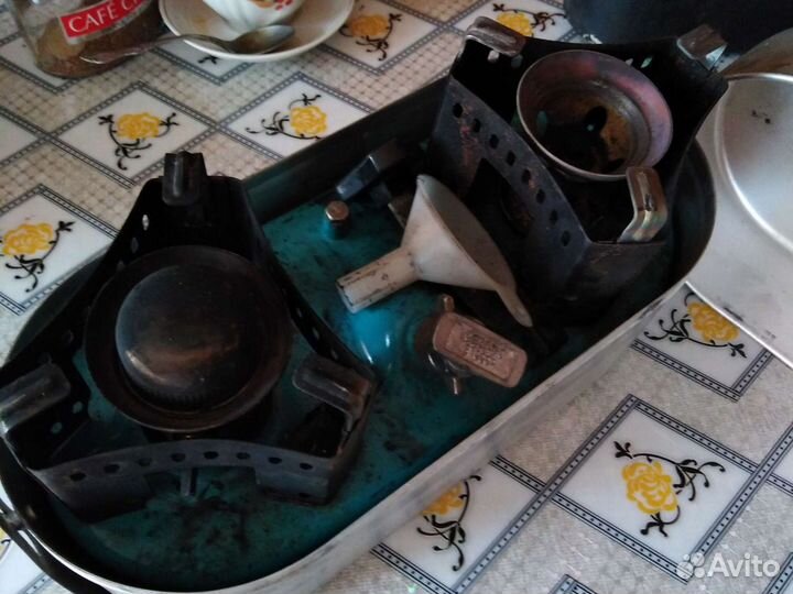 Горелка и две емкостии алюминия