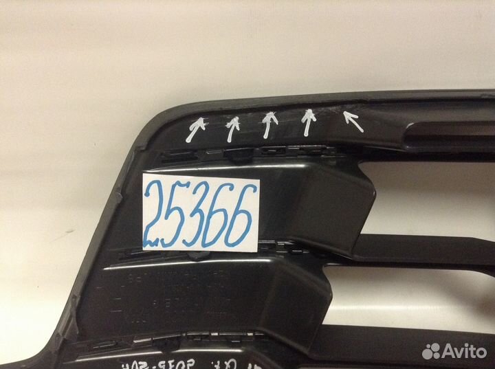 Audi Q7 Накладка птф правая