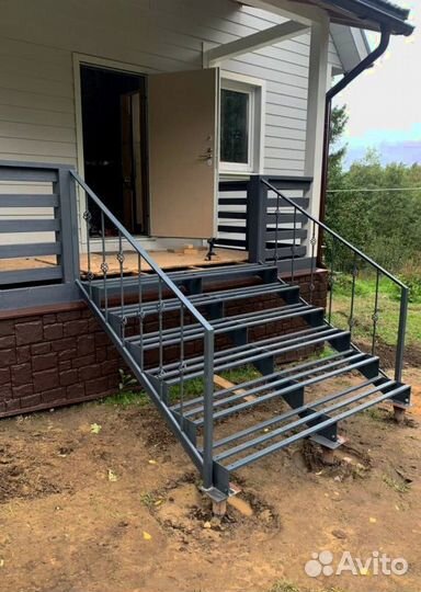 Г-образная лестница