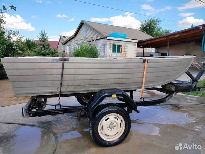 Аллюминевая лодка с мотором