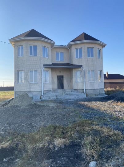 Дом 250,9 м² на участке 12 сот.