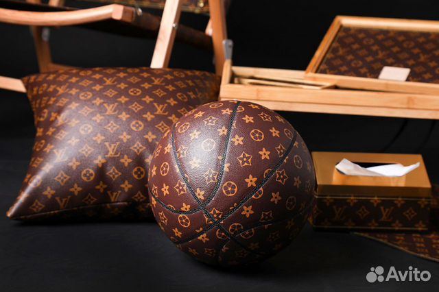 Баскетбольный мяч Louis Vuitton