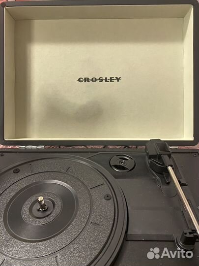 Проигрыватель винила crosley