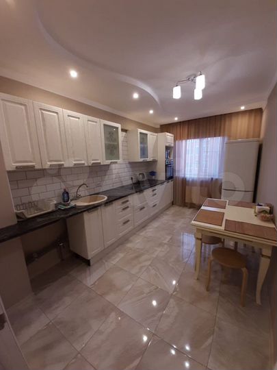 1-к. квартира, 50 м², 1/4 эт.