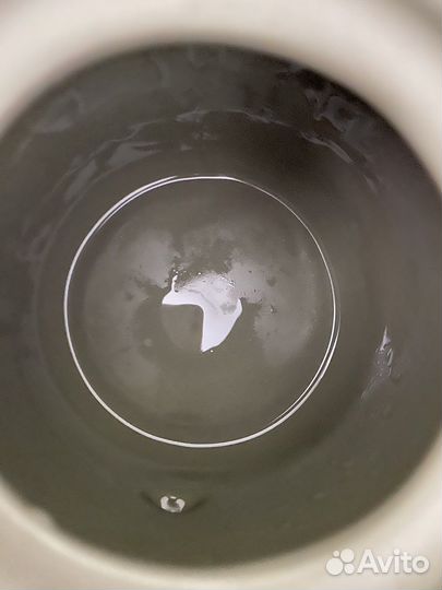 Заварочный чайник и сахарница