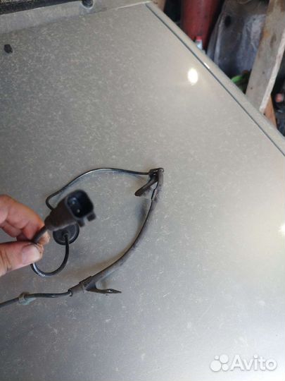 Задние ступицы,датчики absMitsubishi outlander xl