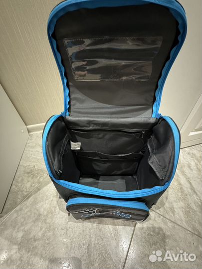 Рюкзак школьный состояние нового