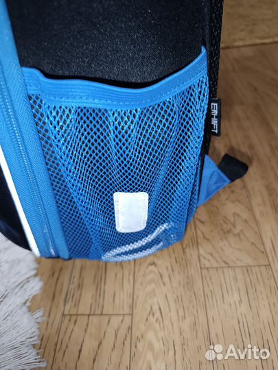 Школьный рюкзак