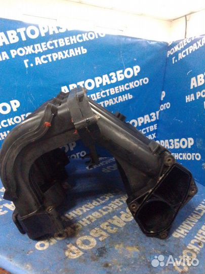 Коллектор впускной Mercedes-Benz Vito 638