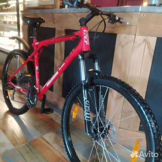 Велосипед горный GT Avalanche 26