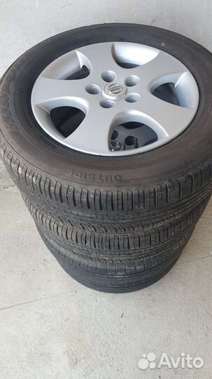 Kinforest KF-550 215/65 R16
