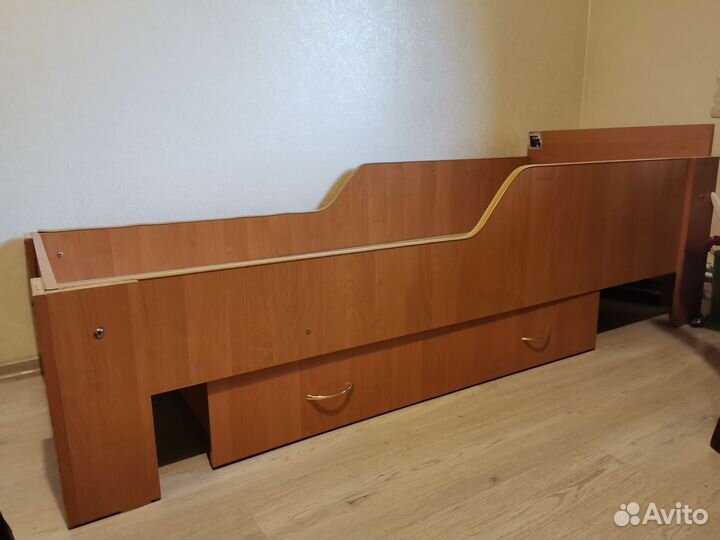 Кровать детская