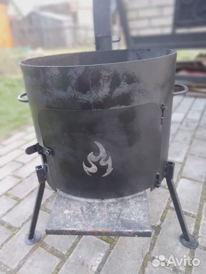 Печь для казана с трубой и съемными ножками