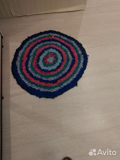 Коврик ручной работы. Новый
