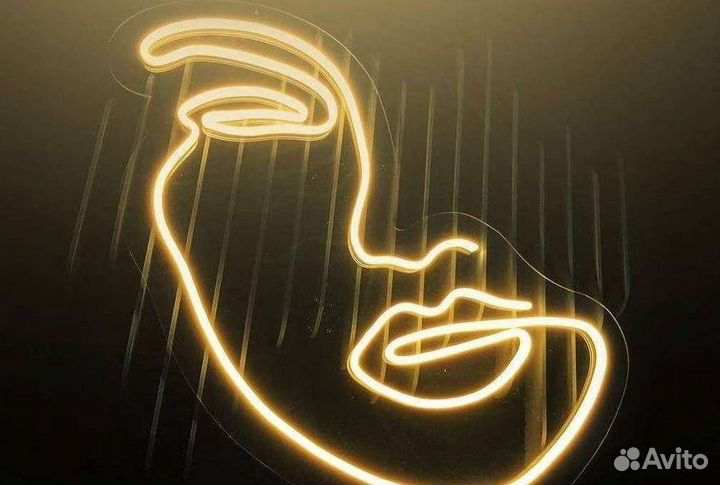 Неоновая вывеска