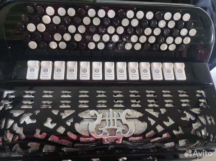 Итальянский пятиголосный баян Дэга-Супертон 5