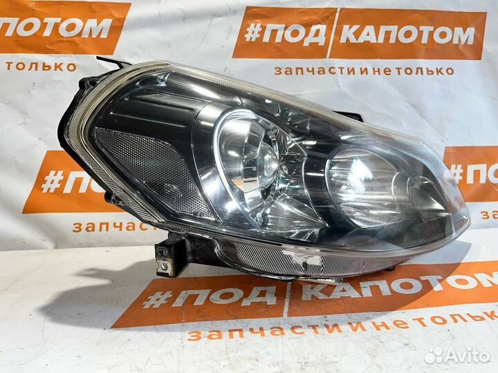 Фара Ксенон прав. Suzuki SX4 2009