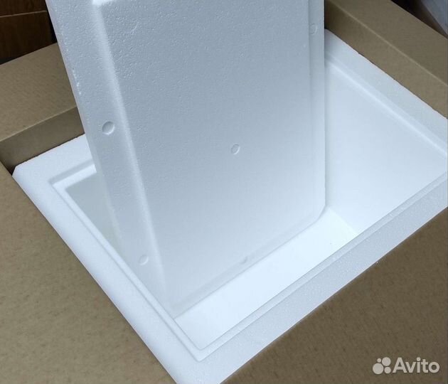 Термоконтейнер из пенопласта