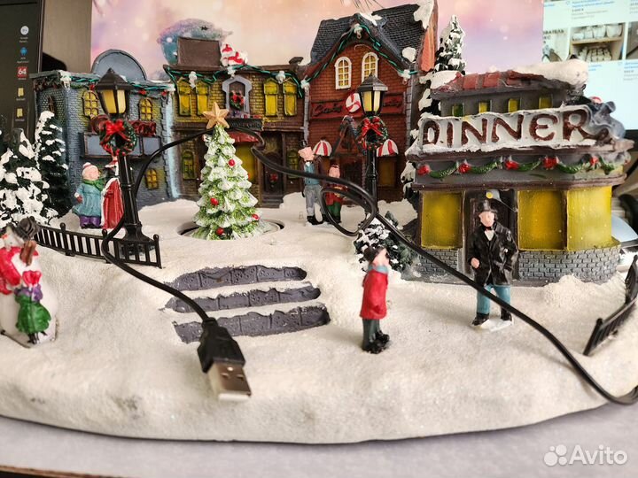 Новогодняя музыкальная композиция с подсветкой