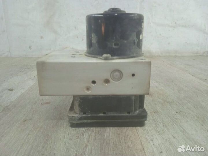 Блок abs Infiniti Fx35 S50 VQ35DE 2005