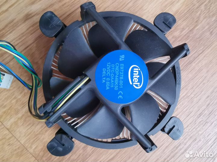 Боксовые кулера intel