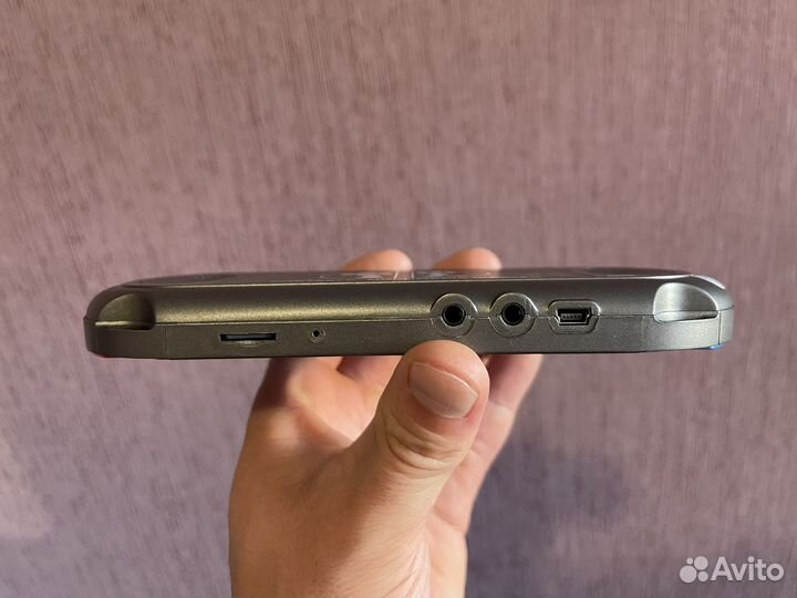 Портативная игровая приставка X7