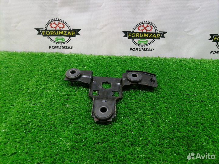 Кронштейн бачка гидроусилителя Hyundai Tucson JM