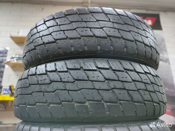 Kumho Road Venture AT61 205/75 R15