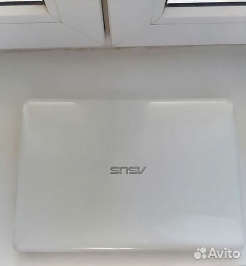 Ноутбук Asus