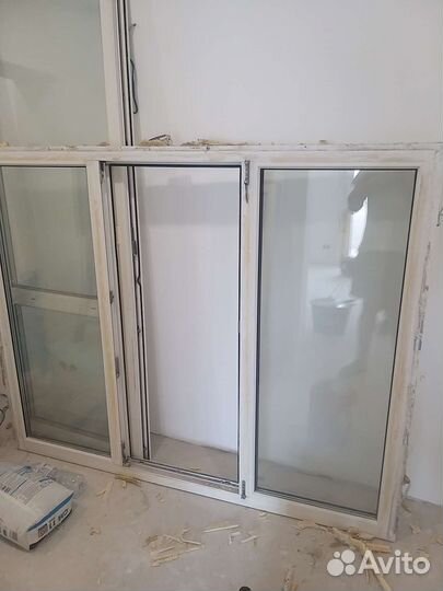 2 двери балконови с окнами и один окна