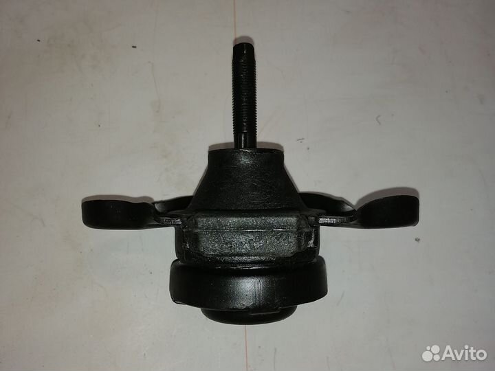 Подушка двигателя Honda