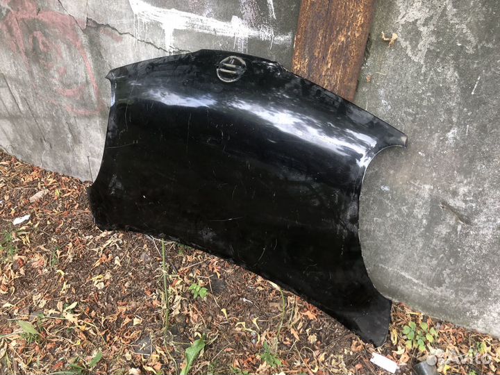 Капот Nissan micra