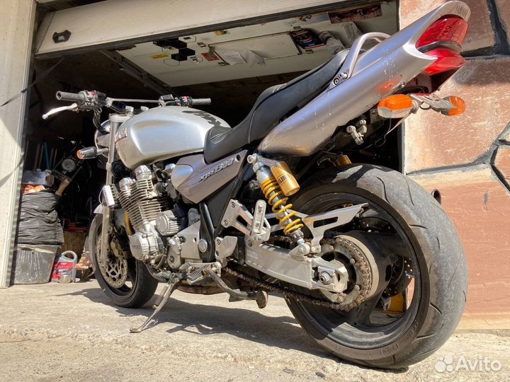 Yamaha XJR1300