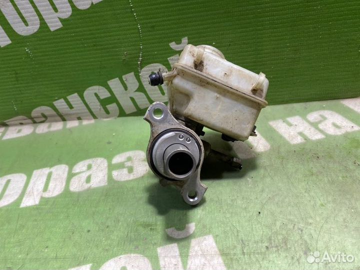 Главный тормозной цилиндр Opel Astra H