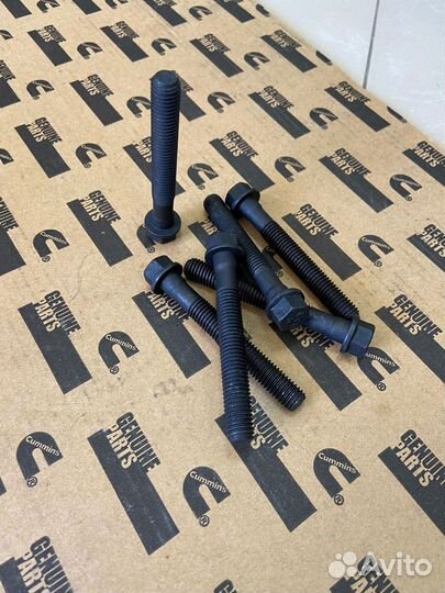 Болт гбц M10x1.50x75 Cummins ISM11, QSM11