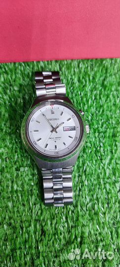 Часы Seiko Bell-Matic