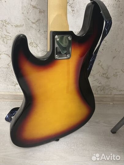 Басс гитара 4 струны