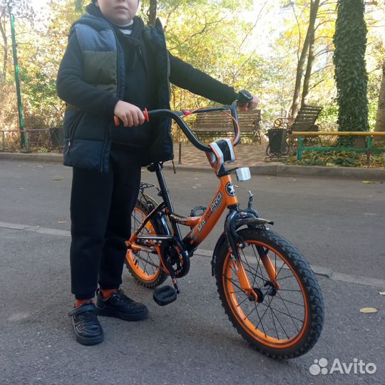 Детский велосипед 16