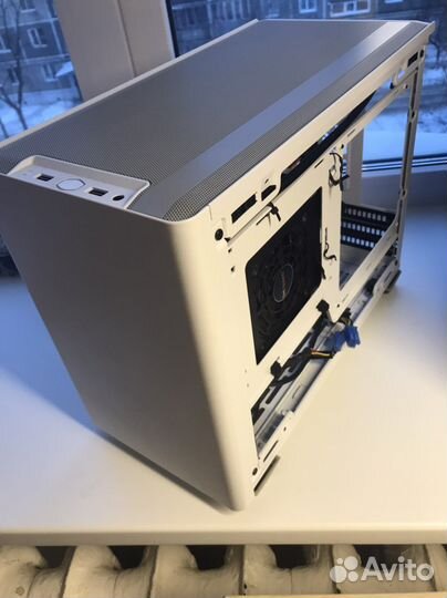 Корпус Cooler master NR200 White