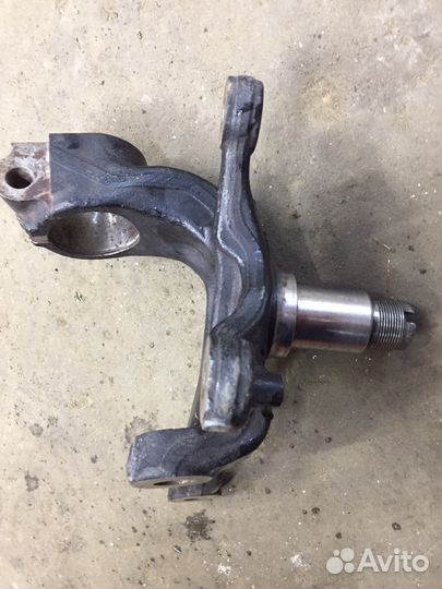 Кулак поворотный BMW е46