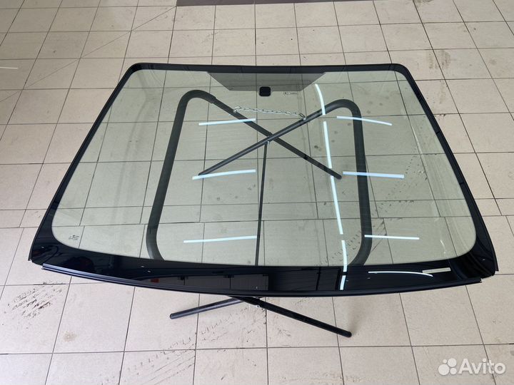Лобовое стекло Ford Focus 2 Форд Фокус