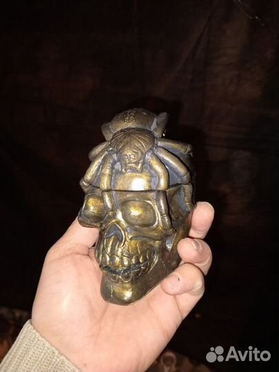 Пепельница череп