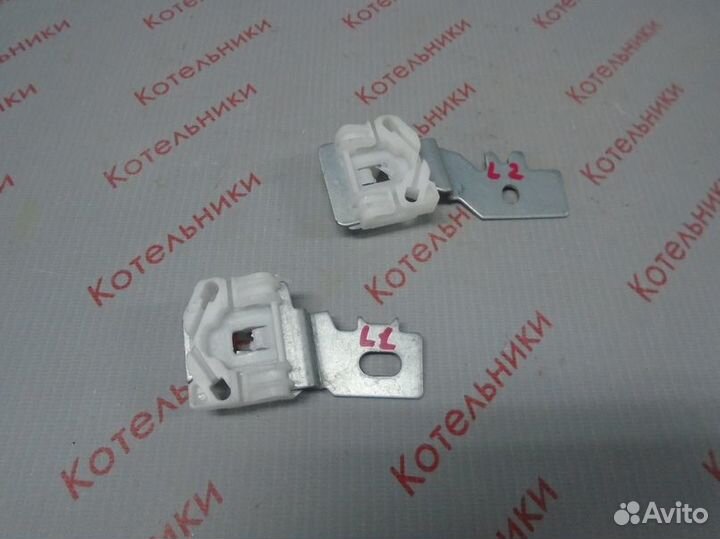 Nissan 80771-BA200 Ремкомплект стеклоподъёмника L