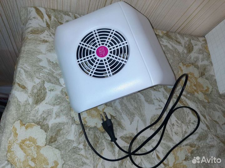 Пылесборник для маникюра