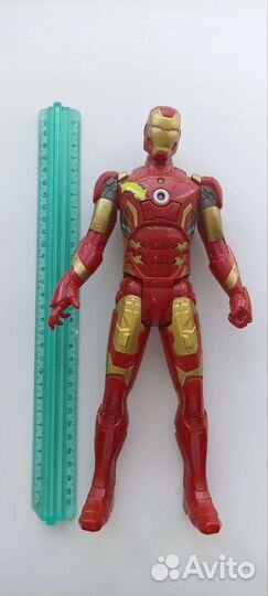 Игрушка робот Железный человек