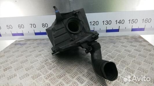 Корпус воздушного фильтра mazda 3 2 (XBN13NQ01)