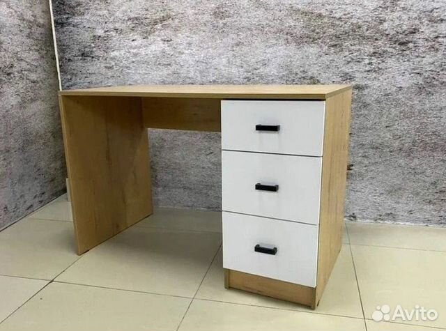 Письменный стол Стандарт Дуб вотан/Белый гладкий