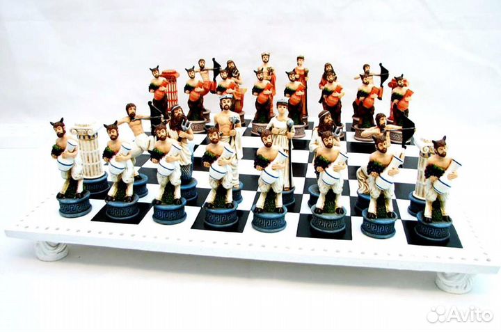 Шахматы из искусственного камня сатиры