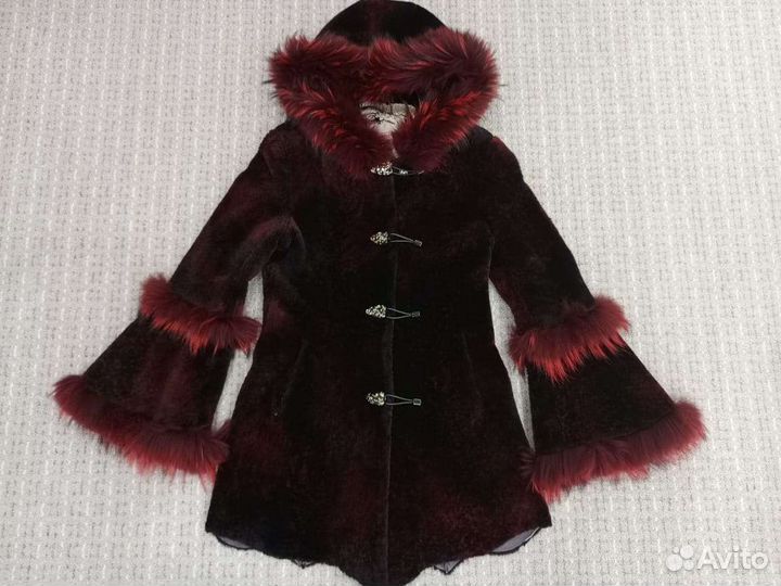 Шуба мутоновая с капюшоном